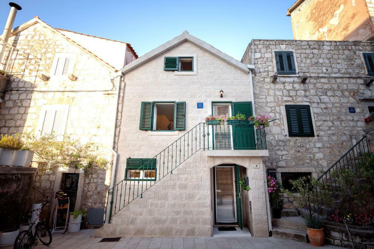 Apt Bobotovi In Center Of Stari Grad, Hvar Exterior foto